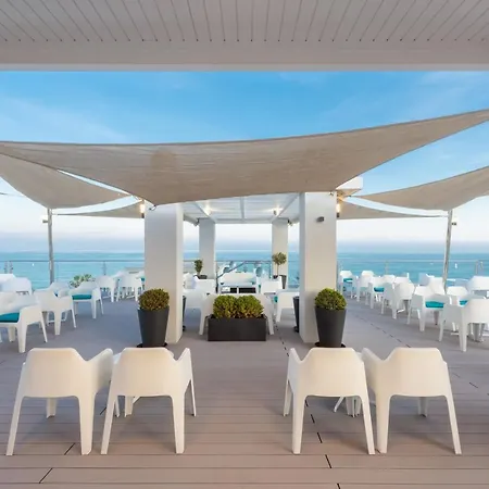 Arenas, Affiliated By Melia Hotell Benalmádena