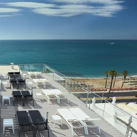 Arenas Hotel 4*